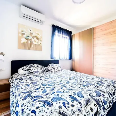 Mery Vila Privlaka (Zadar)