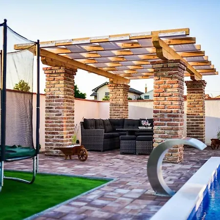 Mery Vila Privlaka (Zadar)
